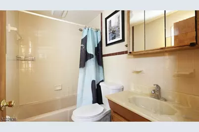 1061 Prospect Ave, Mountainside, NJ 07092 - Photo 9