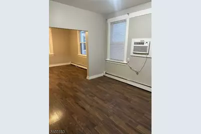 20 E Henry St, Linden, NJ 07036 - Photo 15