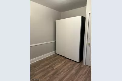 20 E Henry St, Linden, NJ 07036 - Photo 27