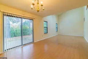 76 Stanwick Ct, Franklin Township, NJ 08873 - Photo 7