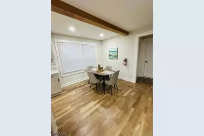 306 Carnegie Pl, Union Township, NJ 07088 - Photo 7