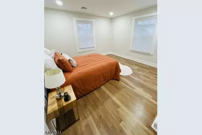 306 Carnegie Pl, Union Township, NJ 07088 - Photo 17