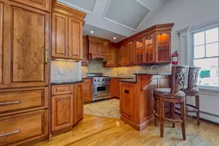 91 Cutler St, Clifton, NJ 07011 - Photo 3