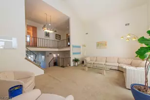 24 Malcolm Ct, Clifton, NJ 07013 - Photo 9