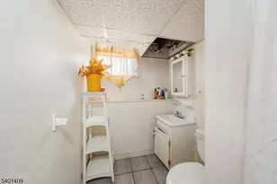 761 Drake Ave, Roselle, NJ 07203 - Photo 25