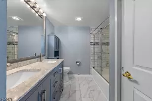 753 Summer Ave, Newark, NJ 07104 - Photo 27