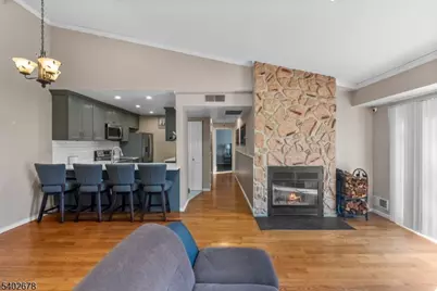 753 Summer Ave #3D, Newark, NJ 07104 - Photo 5