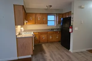 1025 Lafayette St, Elizabeth, NJ 07201 - Photo 3