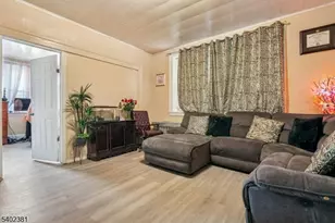 181 Pierson St, Orange, NJ 07050 - Photo 15