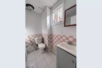 9 Sparrow St, Paterson, NJ 07524 - Photo 9