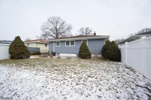 348 W Emerson Ave, Rahway, NJ 07065 - Photo 27