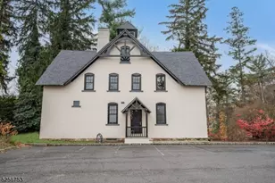 10 Oak St, Morristown, NJ 07960 - Photo 25