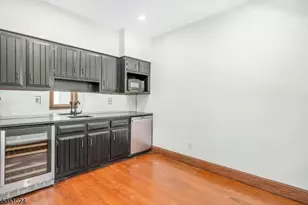 10 Oak St, Morristown, NJ 07960 - Photo 11