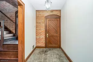 10 Oak St, Morristown, NJ 07960 - Photo 7