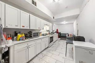 152 S 10th St, Newark, NJ 07107 - Photo 17