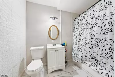 152 S 10th St, Newark, NJ 07107 - Photo 19