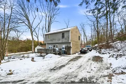 12 Quill St, West Milford, NJ 07480 - Photo 21