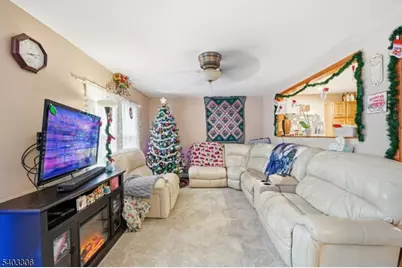 12 Quill St, West Milford, NJ 07480 - Photo 3