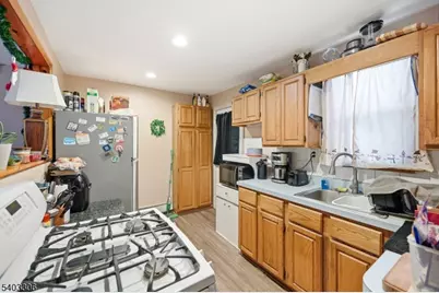 12 Quill St, West Milford, NJ 07480 - Photo 11