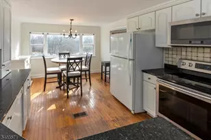 195 W Main St Unit, Chester, NJ 07930 - Photo 11