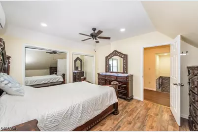 1216 Ringwood Ave, Wanaque, NJ 07420 - Photo 17