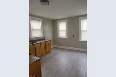 29 Grant Pl, Irvington, NJ 07111 - Photo 13