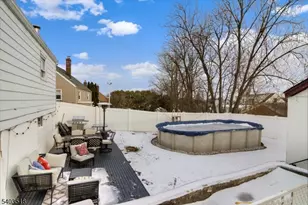 97 Long Hill Dr, Clifton, NJ 07013 - Photo 21