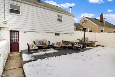 97 Long Hill Dr, Clifton, NJ 07013 - Photo 19