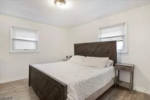 97 Long Hill Dr, Clifton, NJ 07013 - Photo 7