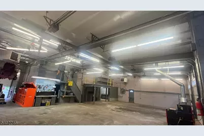 328 Orange Rd, Montclair, NJ 07042 - Photo 9