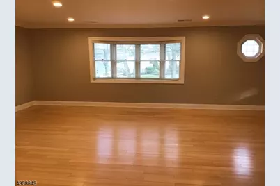 233 Livingston Ave, New Providence, NJ 07974 - Photo 9