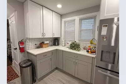 20 Van Dyke Pl, Summit, NJ 07901 - Photo 15