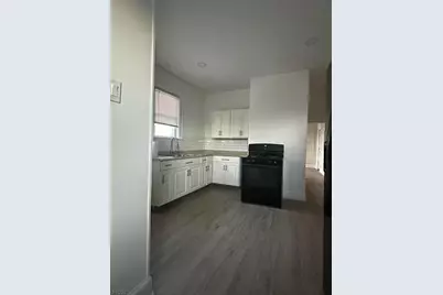 61 Wainwright St, Newark, NJ 07112 - Photo 9