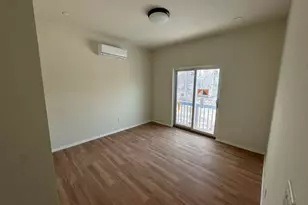 109 Monmouth Ave, Wayne, NJ 07470 - Photo 11