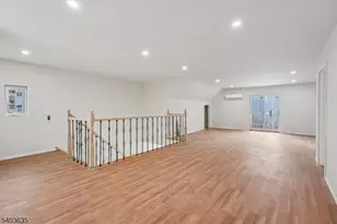 109 Monmouth Ave, Wayne, NJ 07470 - Photo 17