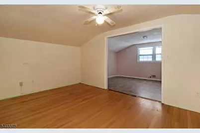 5 Vincent Drive, Parsippany, NJ 07054 - Photo 17