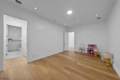 472 High St, Closter, NJ 07624 - Photo 9