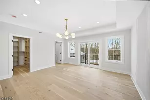 8 Montgomery Rd, Livingston, NJ 07039 - Photo 25