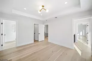 8 Montgomery Rd, Livingston, NJ 07039 - Photo 31