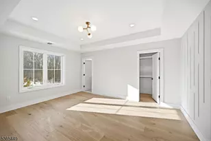 8 Montgomery Rd, Livingston, NJ 07039 - Photo 17