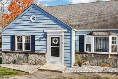 190 Bell St, Belleville, NJ 07109 - Photo 1