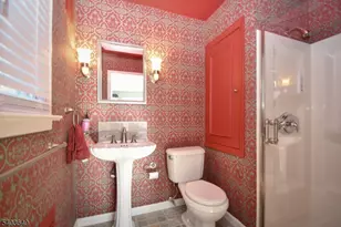 11 Morris Ct, Summit, NJ 07901 - Photo 9