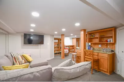 11 Morris Ct, Summit, NJ 07901 - Photo 15