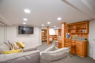 11 Morris Ct, Summit, NJ 07901 - Photo 15