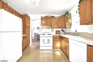 298 Boulevard, Pequannock Township, NJ 07444 - Photo 13