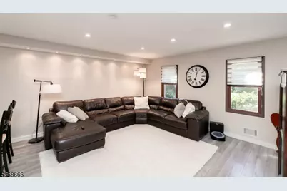 41 Killdeer Pl, Allamuchy Township, NJ 07840 - Photo 11