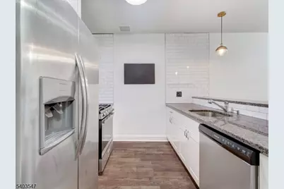 90 Clinton Ave, Newark, NJ 07114 - Photo 5