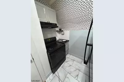 371 Seymour Ave, Newark, NJ 07112 - Photo 5