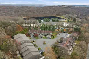 12 Mountain Ridge Rd, Bloomingdale, NJ 07403 - Photo 35