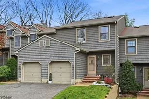 12 Mountain Ridge Rd, Bloomingdale, NJ 07403 - Photo 1